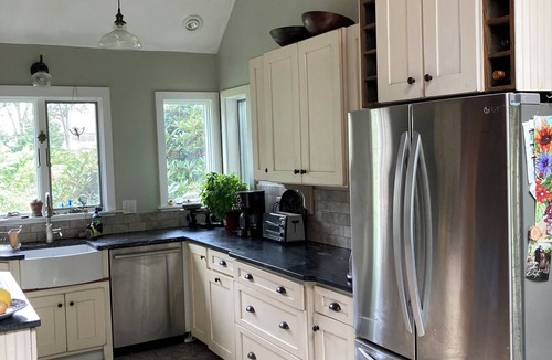 Groton House | 3-bedroom house short walk to beach w/large private yard