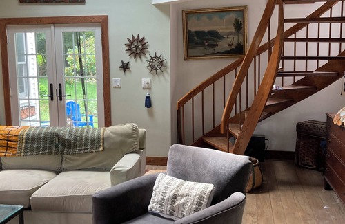 Groton House | 3-bedroom house short walk to beach w/large private yard