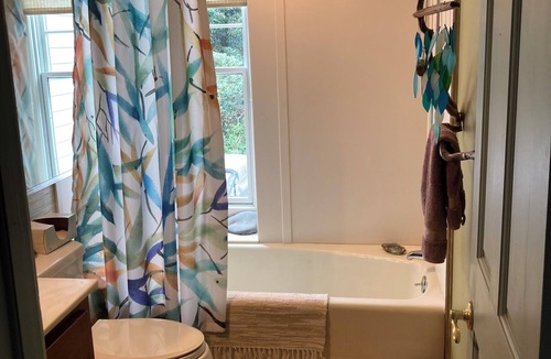 Groton House | 3-bedroom house short walk to beach w/large private yard