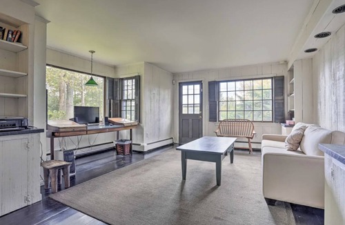 South Salem House | 3-bedroom Lakefront House w/Pool, Lakeside Dock, Sunset Views