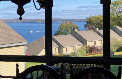 Gilford House | 3 Bedroom lakeview townhouse!