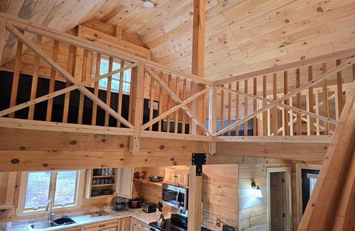 Southwest Harbor House | 3-bedroom Log Cabin with AC, WiFi ,Southwest Harbor That Rents SAT-SAT ONLY
