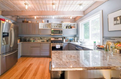 Mashpee House | 3+ bedroom peaceful home 50 yards to private beach. Beautiful gardens