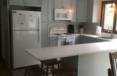East Harwich House | 3 Bedroom - Vacation Getaway in a Cozy Cape Cod Home!