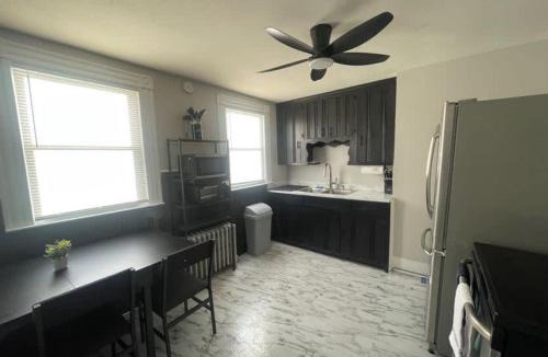 Middletown Apartment | 3 BR Apartment Near Wesleyan 201