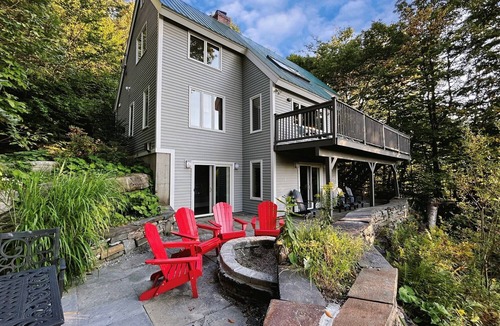 Stratton Mountain House | 3 Levels w/Mountain Views, 5 Mins to Stratton Base, Sauna, Firepit, ACs