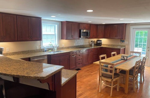Lochmere House | 3 Living Rooms, 5BR,4BA,Big Kitchen, Meredith Area!Spacious group accommodations