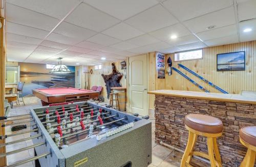 Lake Harmony Estates House | 3 Mi to Big Boulder Mtn! Poconos Home w/Game Room