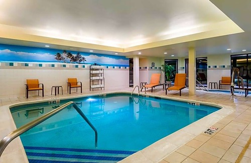 Danbury Hotel | 3-Star Hotel ∙ Courtyard by Marriott Danbury