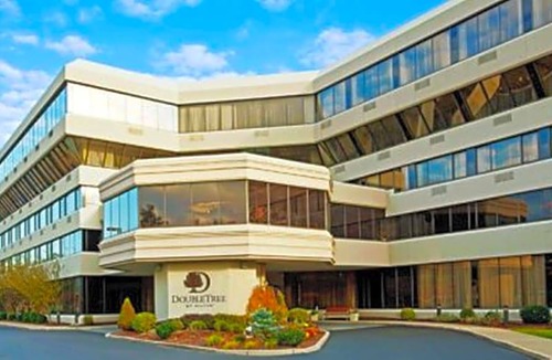 Rockland Hotel | 3-Star Hotel ∙ DoubleTree by Hilton Boston-Rockland