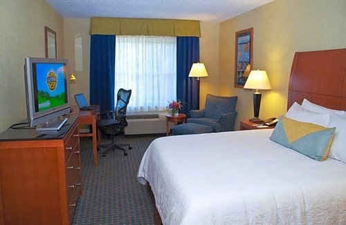 Milford Hotel | 3-Star Hotel ∙ Hilton Garden Inn Milford
