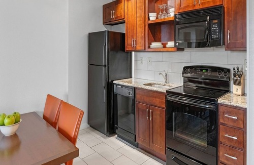 The Point Apartment | 3br Deluxe Family Fun, Beach & Boating