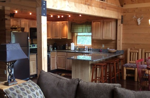 West Dover House | 4 Bdr, 3 Bath Log Cabin Views Of Mt Snow, Vast Snowmobile. outdoor hot tub