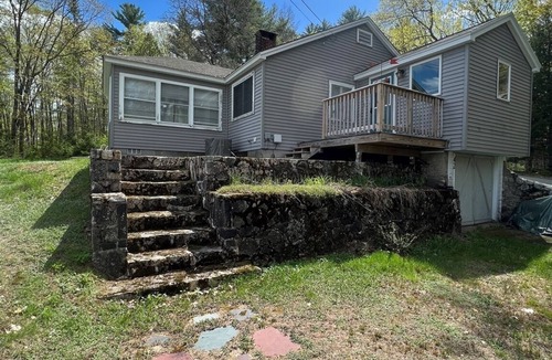 North Sebago House | 4 bedroom 1 bath. Large Yard, Short walk to public beach.