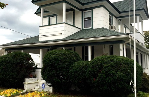 Lake Como House | 4 Bedroom Family-Friendly Beach Rental
