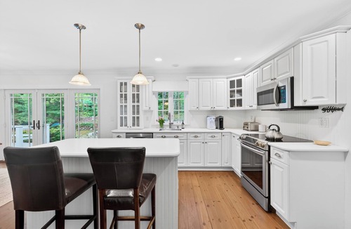 Sag Harbor House | 4-Bedroom Home in Sag Harbor with Pool