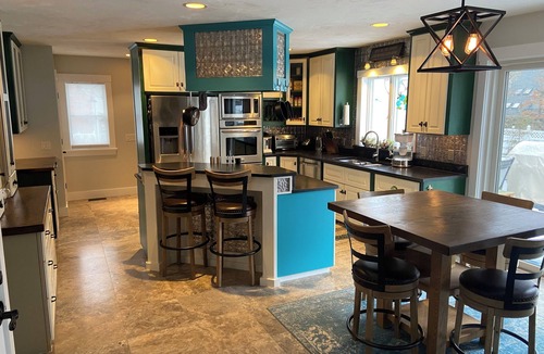 Vineyard Haven House | 4-bedroom house with pool and walking distance to Tisbury and Lake Tashmoo.