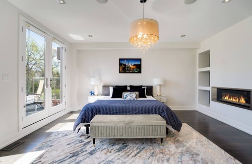 Lakeview House | 4 bedroom lux contemporary home close to Downtown Toronto, and Lake Ontario
