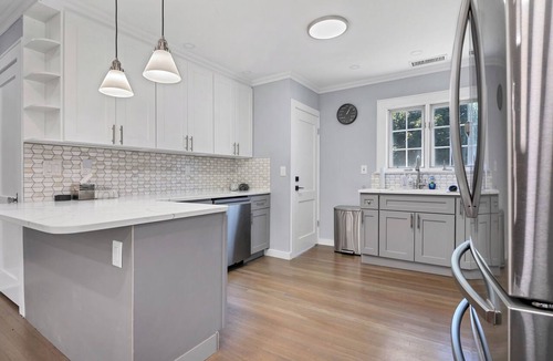 Norwalk Apartment | 4 BR VILLA, celebration welcome, No Cleaning fee