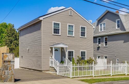 Fairfield House | 4 Mi to Beach & Dtwn! Charming Fairfield Home