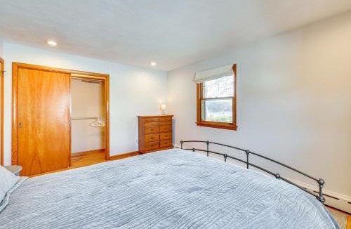 Waterford House | 4 Mi to Beach: Furnished Deck at Waterford Home!