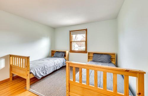 Waterford House | 4 Mi to Beach: Furnished Deck at Waterford Home!