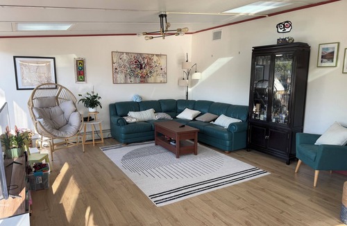 Fair Lawn House | 4BR Home Near MetLife - Sleeps 9 - Easy NYC Access