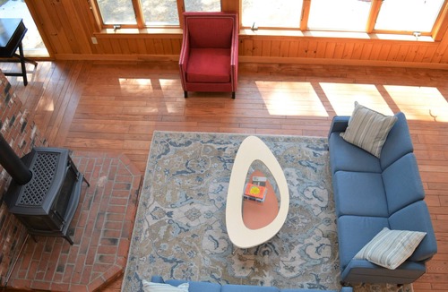 Grantham House | 5 bedroom Home with Pond Frontage on Anderson Pond