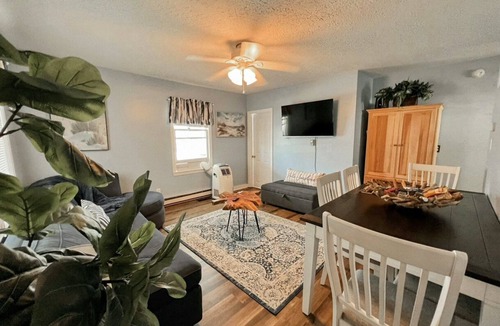 Old Orchard Beach House | 5 Bedroom House Steps to the Beach