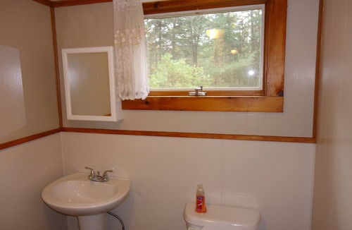 Johnsburg Cabin | 5 Bedroom Pet Friendly House Lake George Region