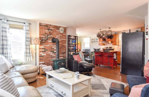 Wellfleet House | 5 Min. to Beach, Yard w/Fire Pit!