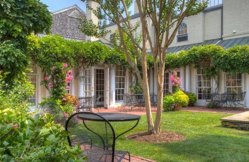 Yachting Village Bed & Breakfast | 50 m² Bed and breakfast ∙ 127 guests