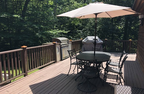 Westport House | 5500 sqft SUMMER HOME in Minutes from the BEACH + more (WESTPORT)