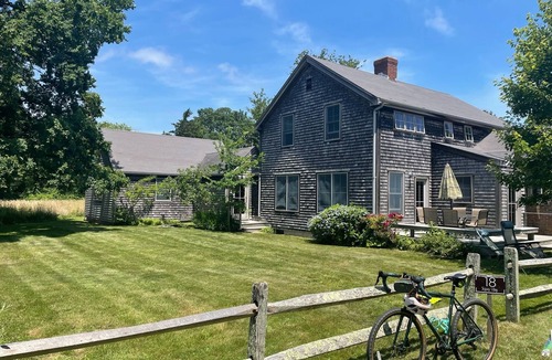 West Tisbury House | 5BR in West Tisbury village with private beach access
