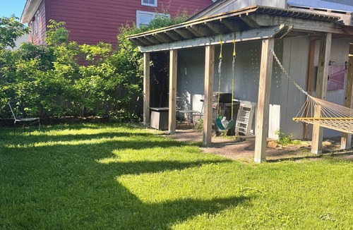 Old North End Apartment | 5BR Retreat on Battery Park, Sleeps 10