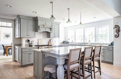 Kennebunkport House | 6 Bedroom 6.5 Baths Heated In-ground Pool Located in Dock Square!