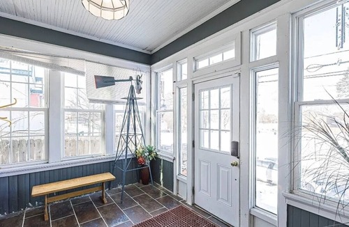 Erie House | 6-bedroom Victorian house in downtown Erie! Perfect for family & group getaways.