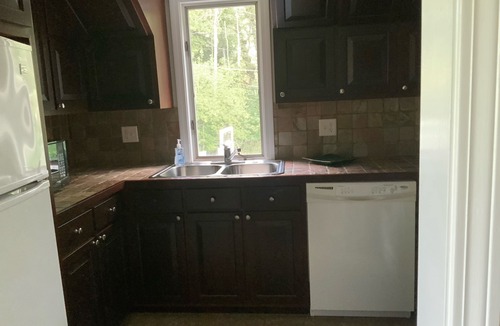 Lakewood House | 6 BEDROOMS INC FIRST FLOOR BEDROOM W BATH. July 5-19 just opened. 1 week min