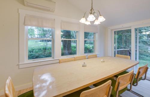 Northeast Harbor House | 6 Mi to Acadia Nat'l Park! Cozy Gem w/Deck, Grill