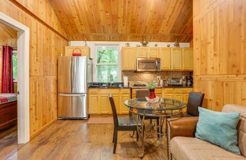 Mongaup Valley House | 6 Mi to Bethel Woods Center: Cabin Near Shops