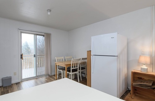 Warren Condo | 6 Village Edge 2 Bedroom Condo