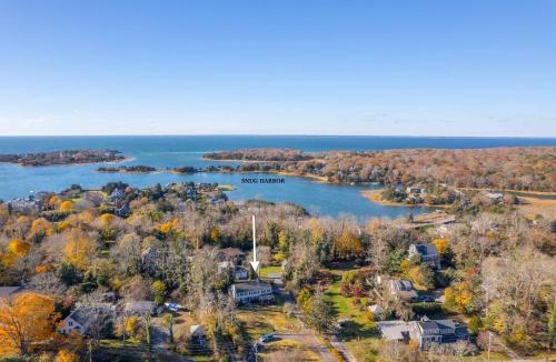West Falmouth House | 656 W Falmouth Hwy, Falmouth