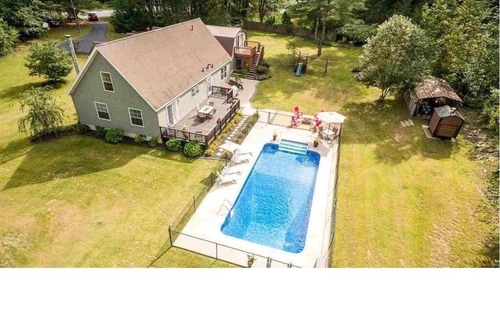 Corinth House | 6BR Family Retreat - Heated Pool & Game Room - Near Lake George & Saratoga