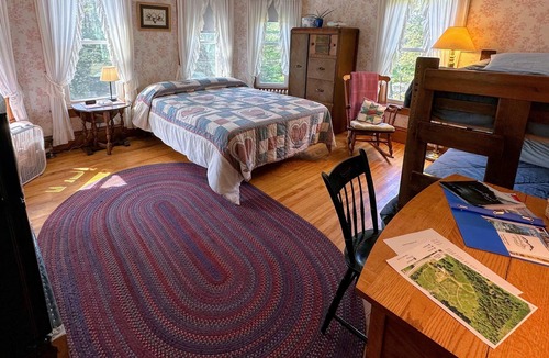 Whitefield House | 81JR private 2 bedrooms and 1 bathroom in grand Victorian home in the heart of the Whiite Mountains!