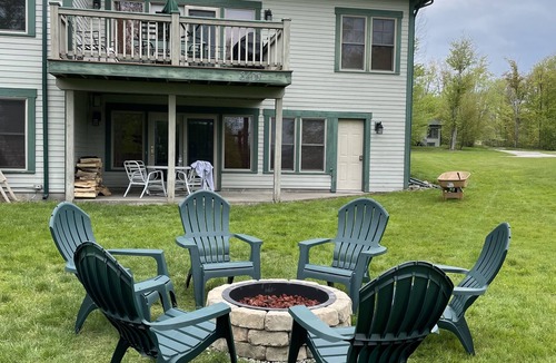 Clymer Condo | 8409 PEEK N PEAK SLOPE SIDE SKI IN/OUT GOLF LIFT 8,Firepit
