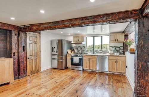 Jefferson House | 90-Acre Gem w/Custom Pool & 2 Ponds in Jefferson