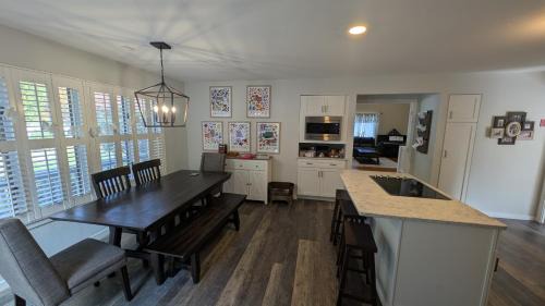 Medfield House | 94 Green St