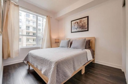 Beamsville Apartment | A beautifully modern and fully furnished one bedroom + den in Beamsville.