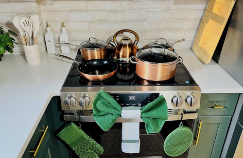 Silver Lane House | A Beauty by Wickham Park - 3 beds 1 Ba