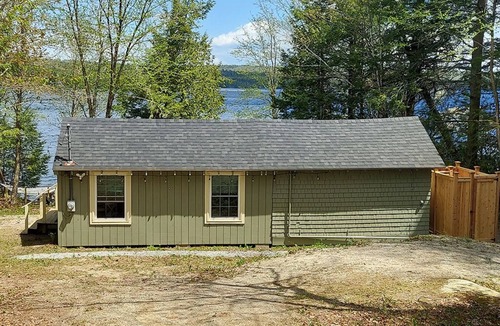 Franklin Cabin | A classic Maine waterfront retreat with easy access to Acadia National Park.